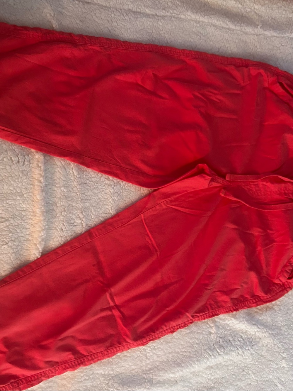 Woman’s casual cuffed capri